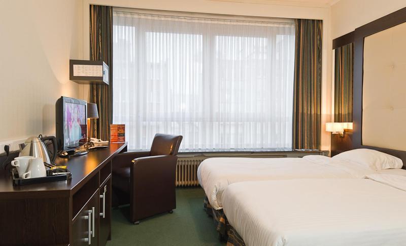 Hotel Plasky Schaerbeek Habitación foto